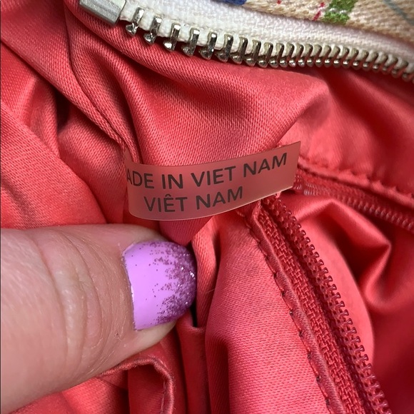 Coach Poppy Signature “C” Hobo Crossbody - Picture 12 of 15